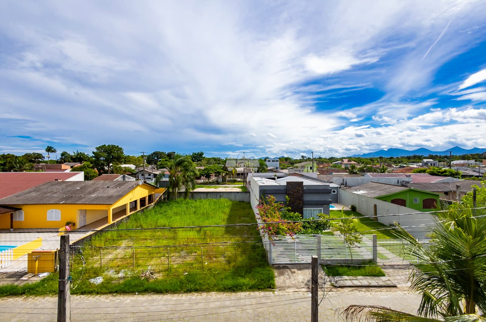 Casa à venda em Balneário Ipê, Pontal do Paraná — Portal Chave Fácil