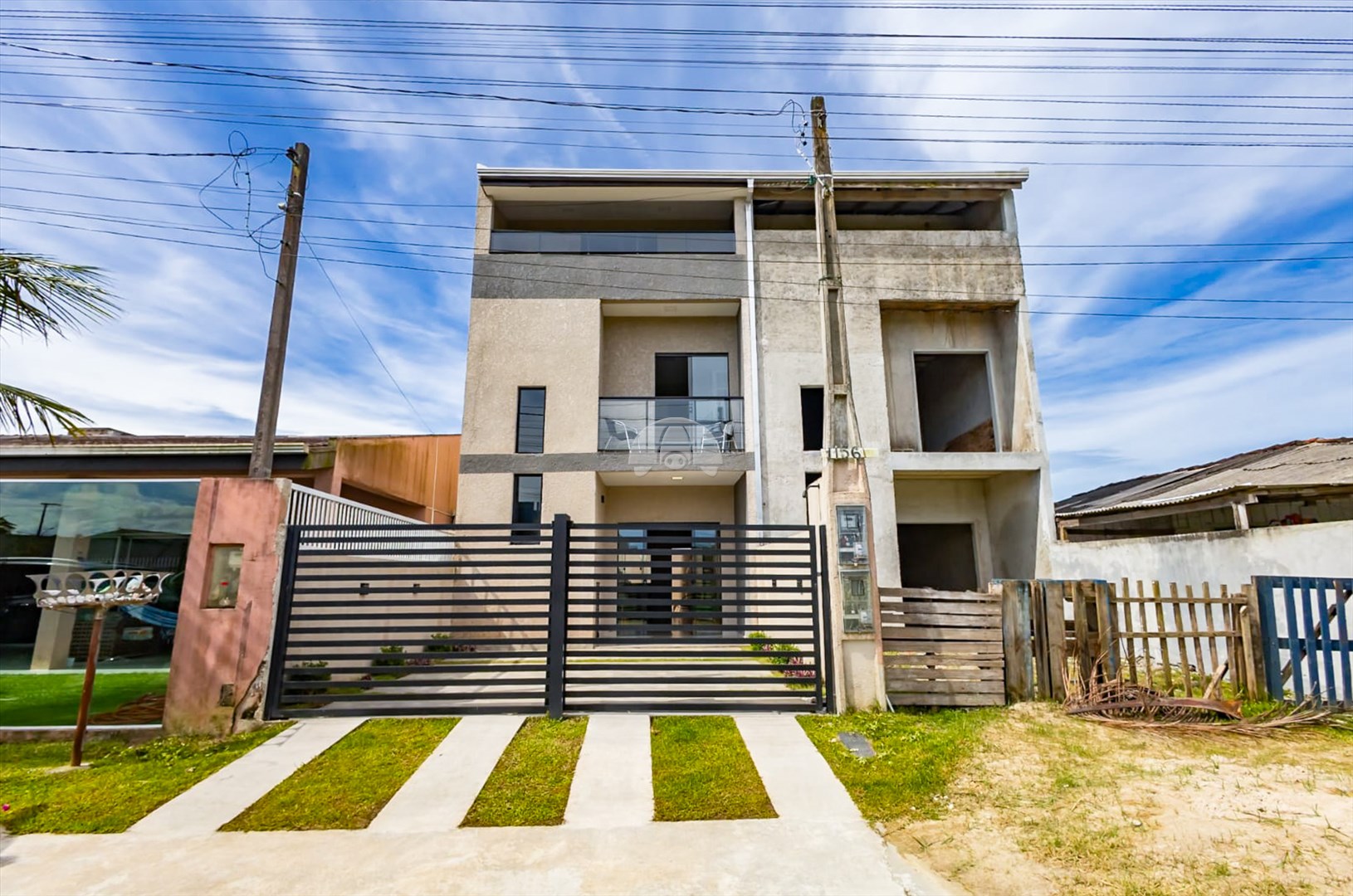 Casa à venda em Balneário Ipê, Pontal do Paraná — Portal Chave Fácil