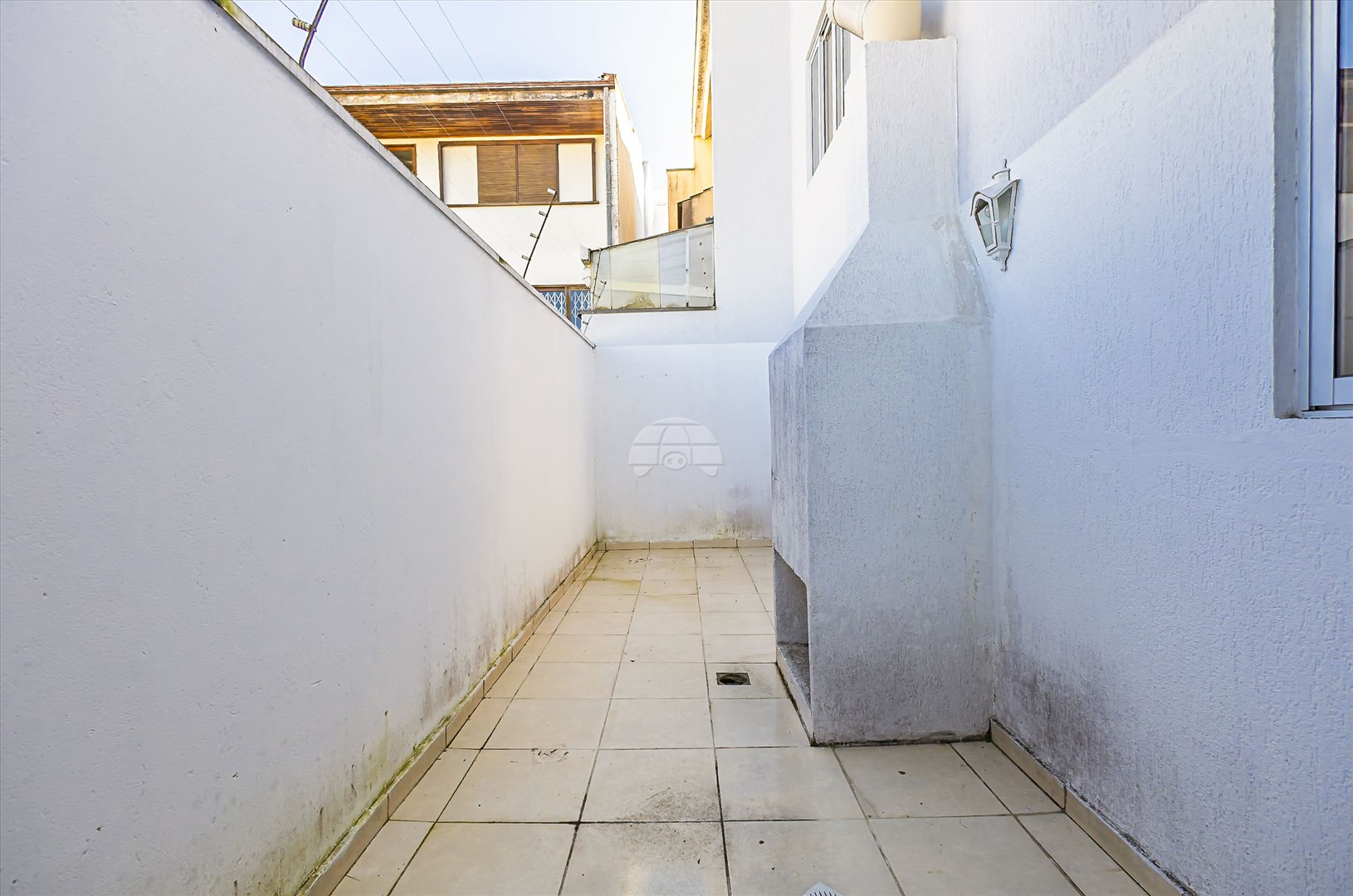 Casa à venda em Boa Vista, Curitiba — Imobiliária Razão