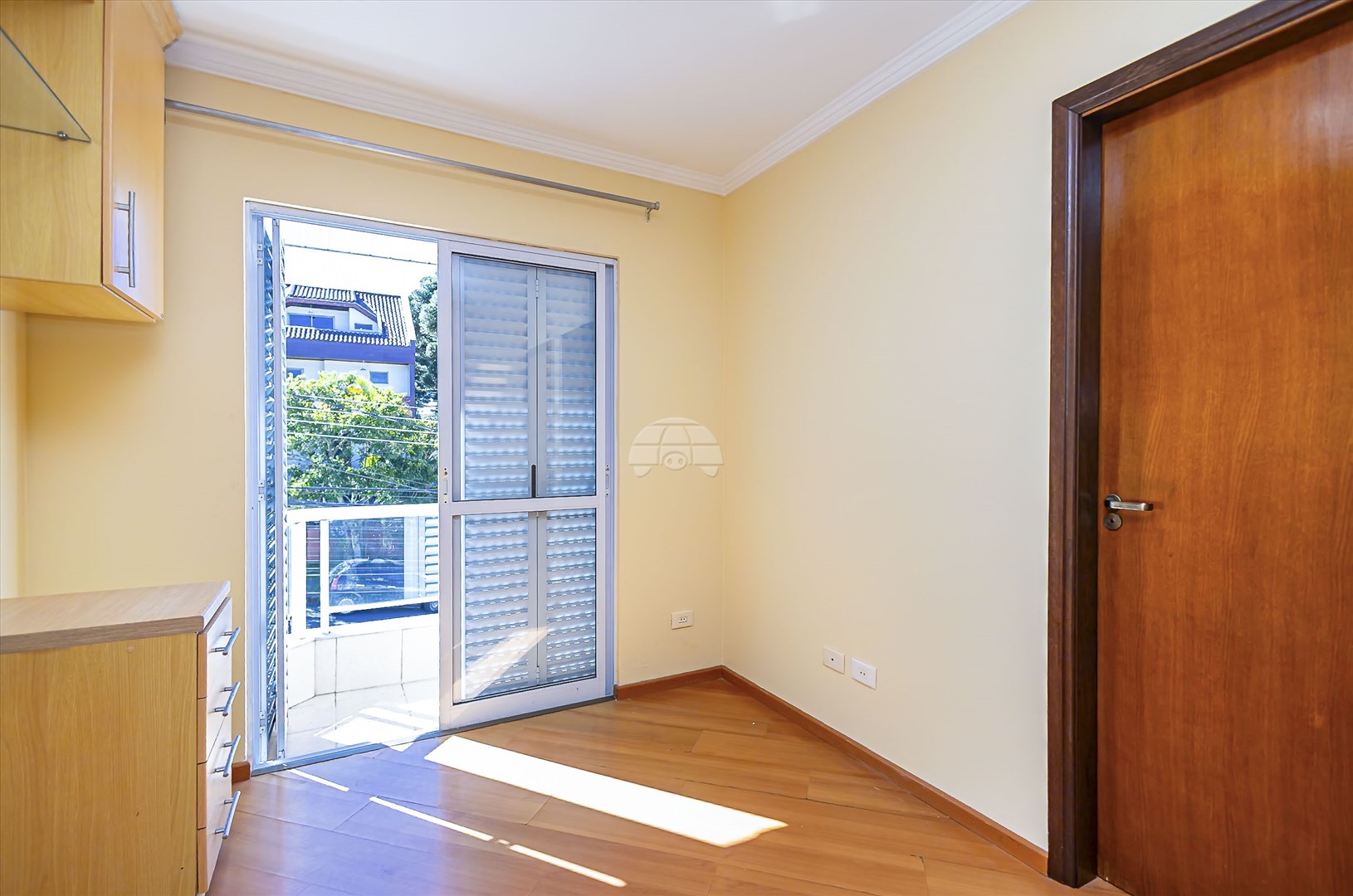 Casa à venda em Boa Vista, Curitiba — Imobiliária Razão