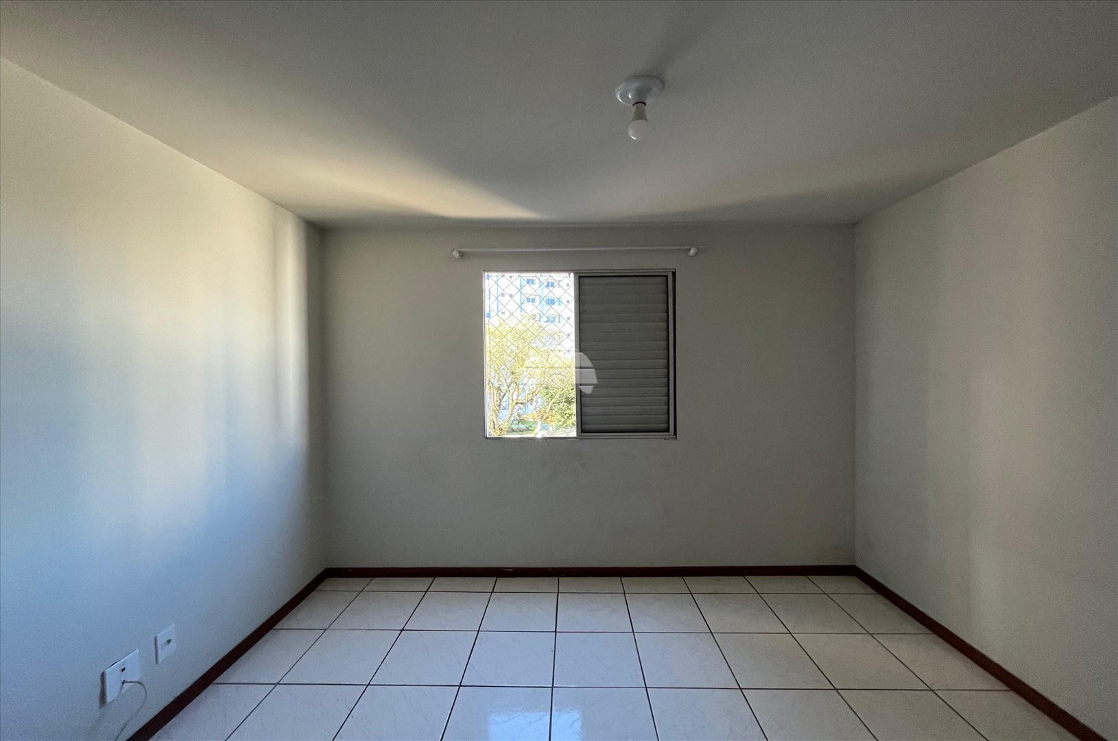 Apartamento à venda em Cabral, Curitiba — Imobiliária Razão
