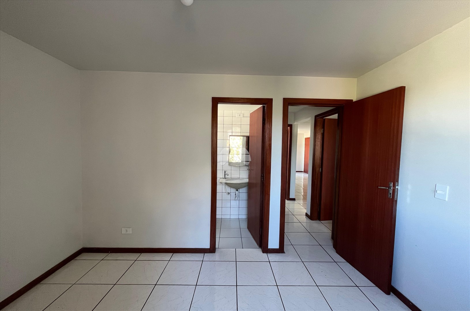 Apartamento à venda em Cabral, Curitiba — Imobiliária Razão