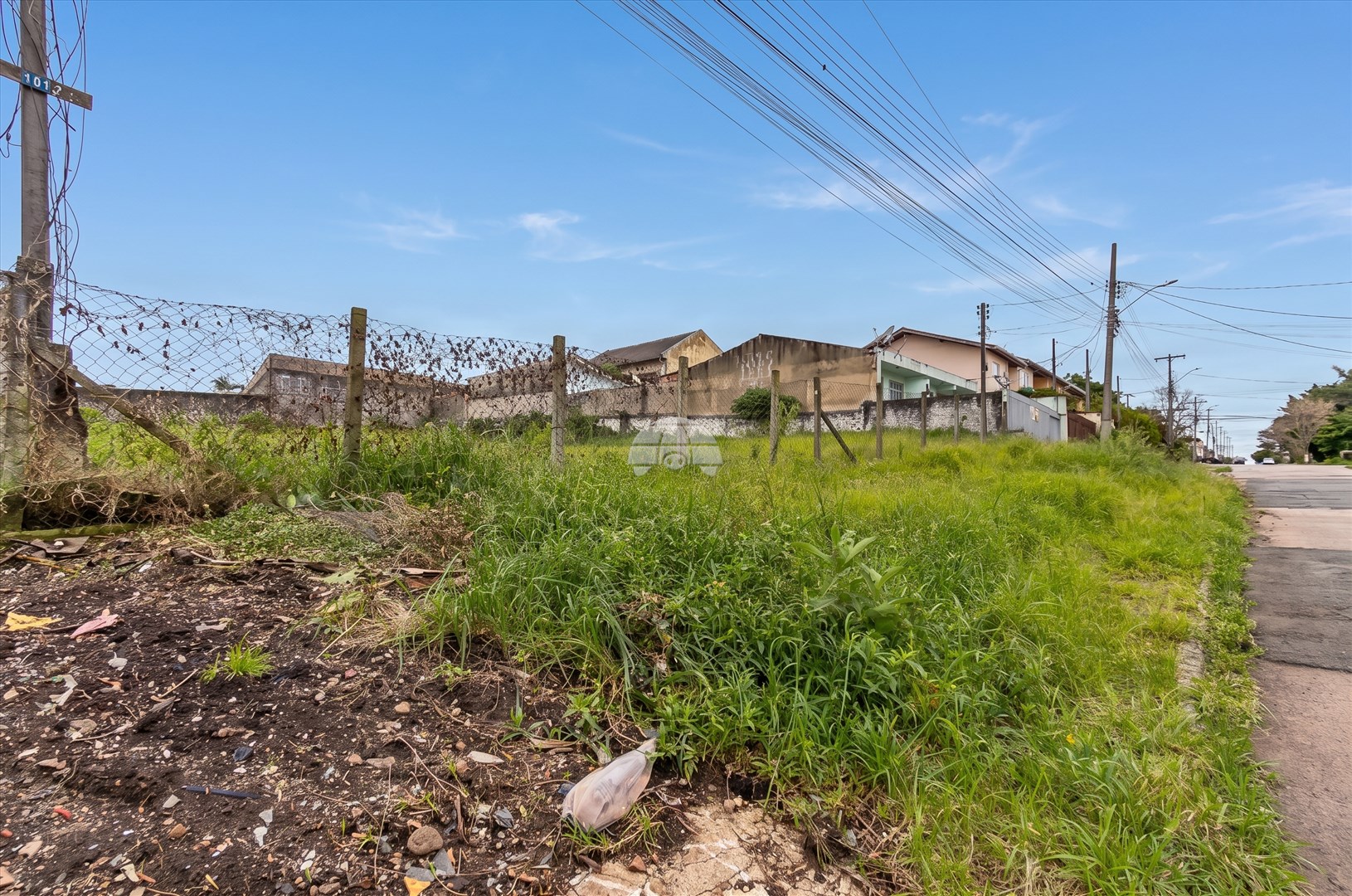 Terreno à venda em Novo Mundo, Curitiba — Portal Chave Fácil