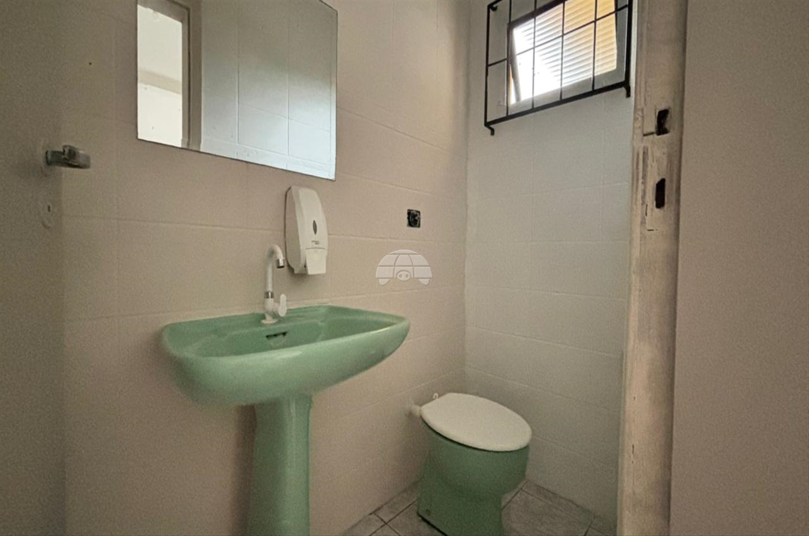 Sala/Conjunto Comercial para alugar em Centro, Itapoá — Portal Chave Fácil