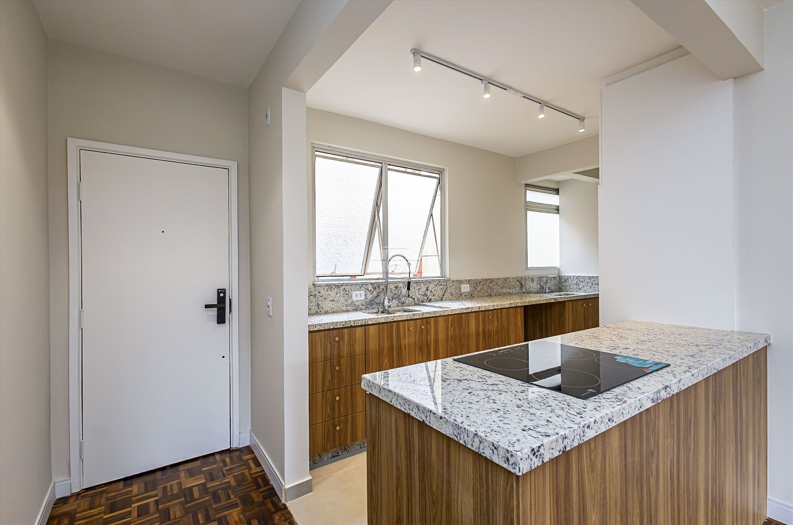 Apartamento à venda em Água Verde, Curitiba — Portal Chave Fácil