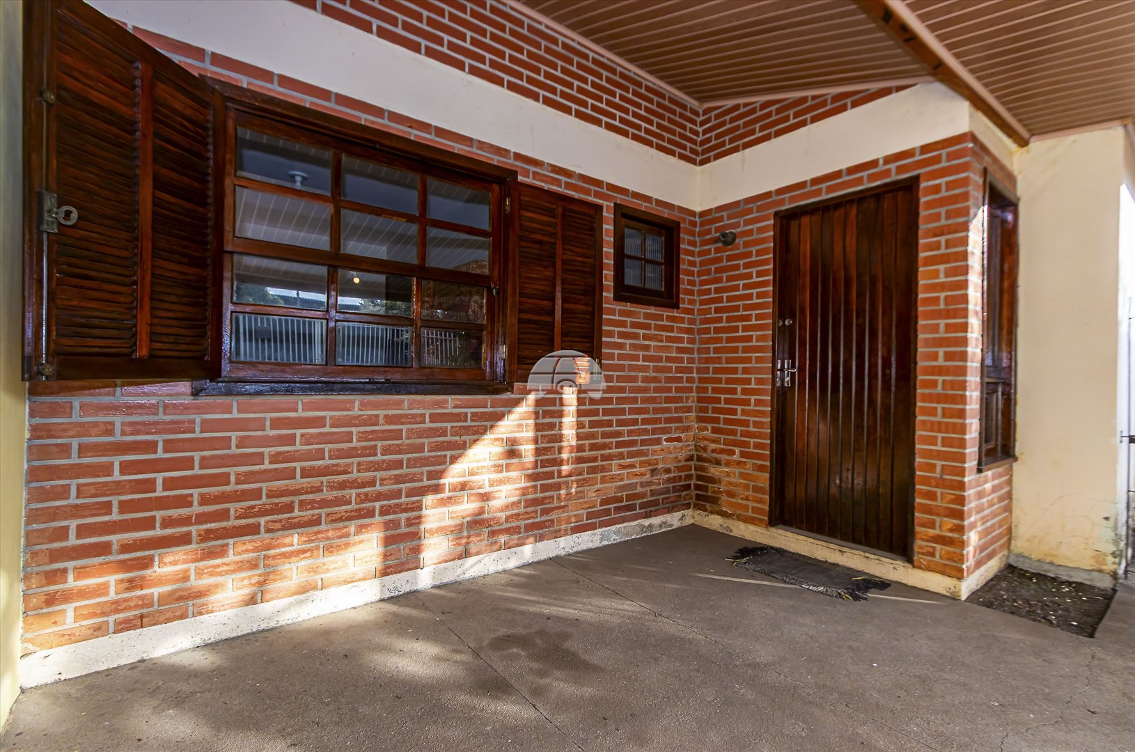 Casa à venda em Cajuru, Curitiba — Portal Chave Fácil