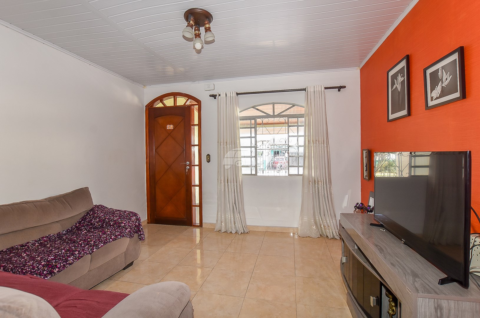 Casa à venda em Sítio Cercado, Curitiba — GOMES CONSULTOR IMOBILIARIO LTDA.