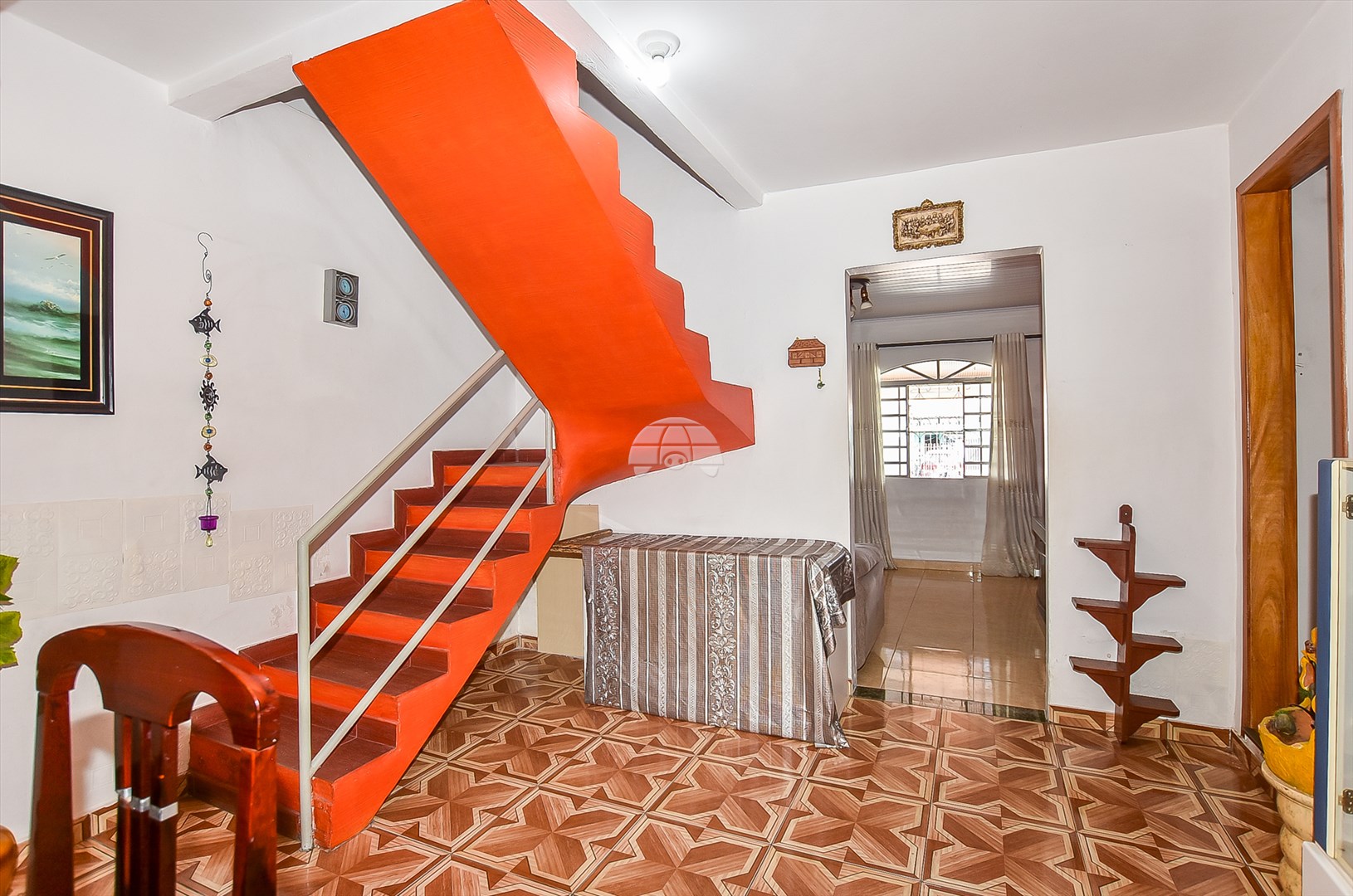 Casa à venda em Sítio Cercado, Curitiba — GOMES CONSULTOR IMOBILIARIO LTDA.