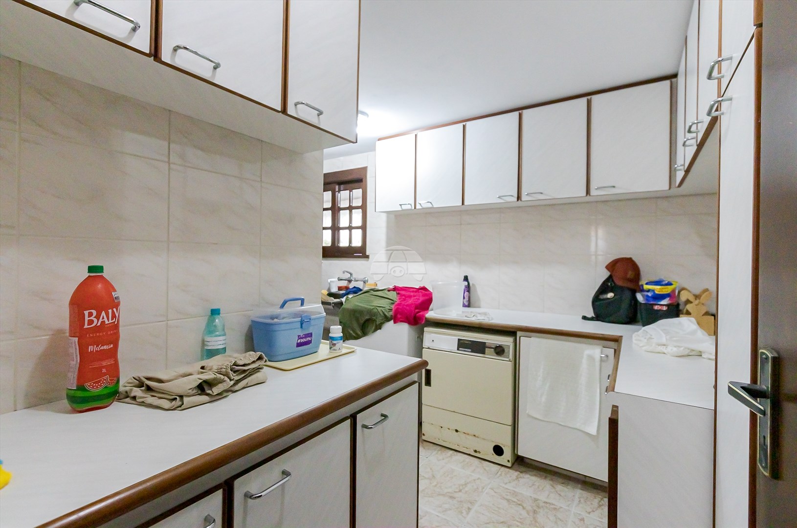Casa à venda em Tingui, Curitiba — MAFI ADMINISTRADORA DE IMOVEIS LTDA