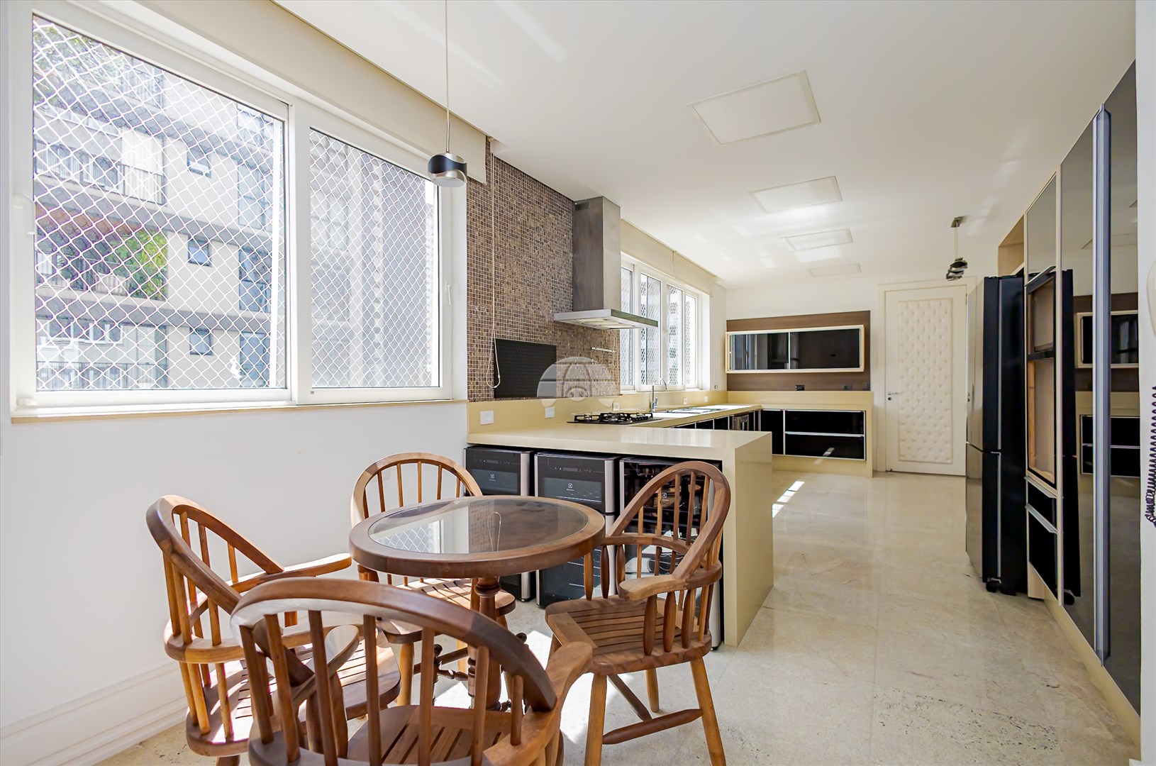 Apartamento à venda em Novo Mundo, Curitiba — Imóveis em Curitiba - Jamaica Imóveis