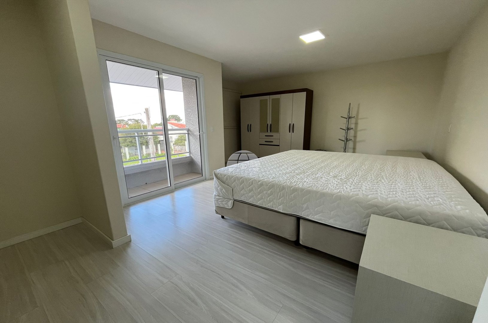 Casa à venda em Barreirinha, Curitiba — TESTE 12342