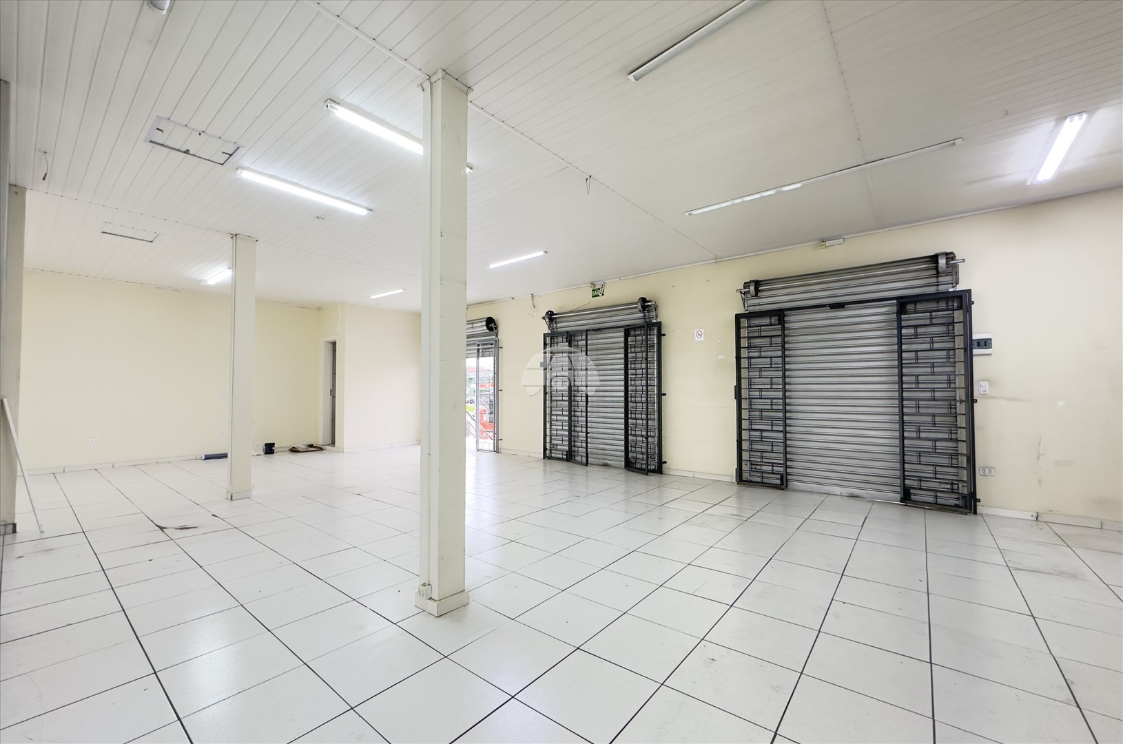 Sala/Conjunto Comercial para alugar em Roça Grande, Colombo — Portal Chave Fácil
