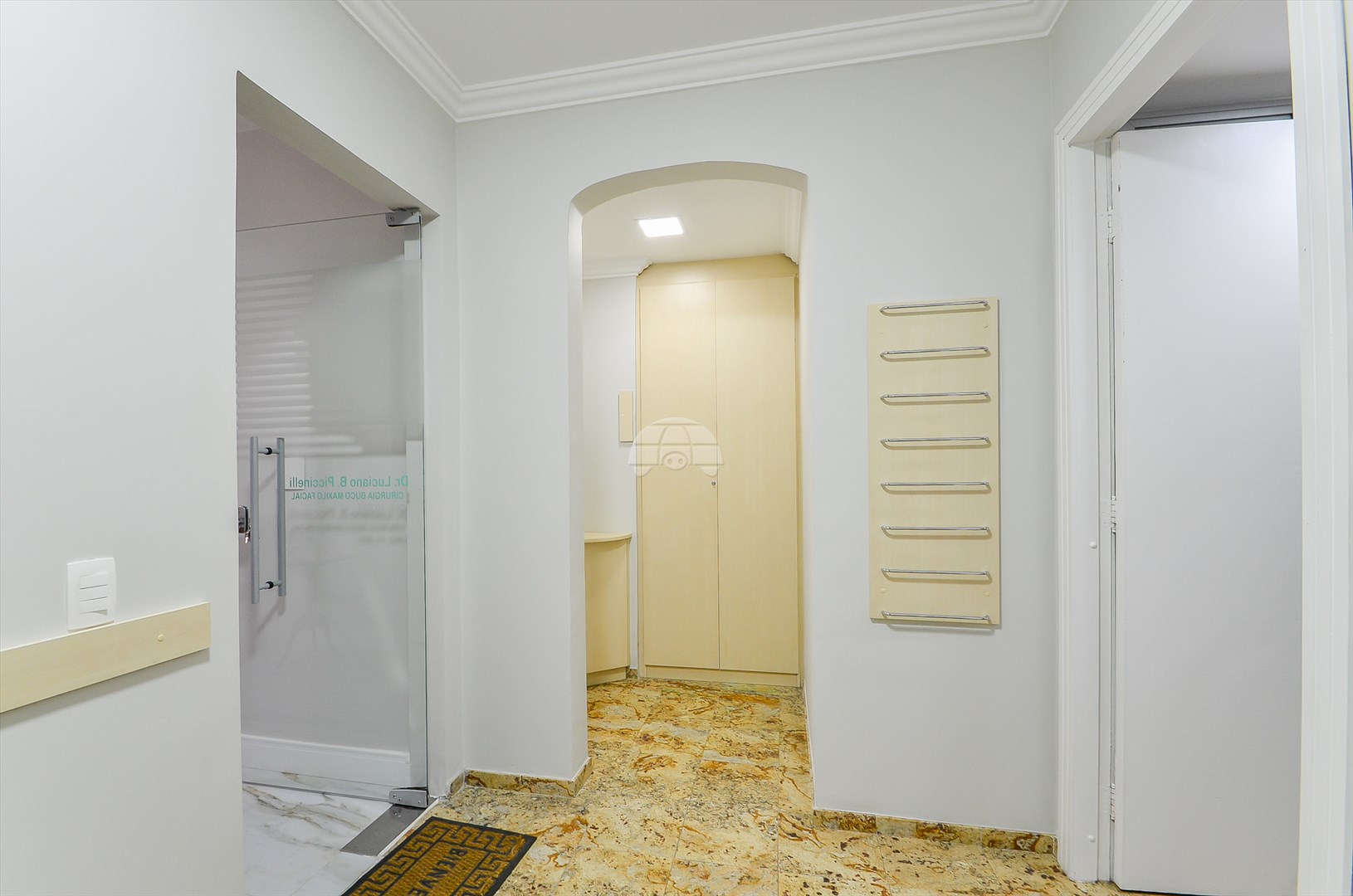 Sala/Conjunto Comercial à venda em Centro, Curitiba — Portal Chave Fácil
