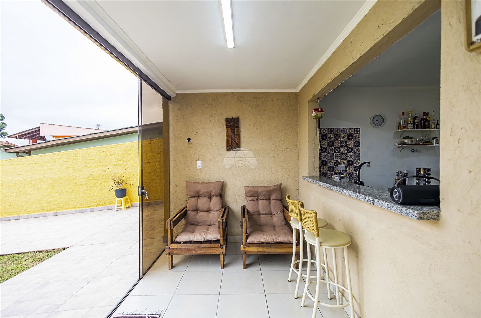 Casa à venda em São Braz, Curitiba — GOMES CONSULTOR IMOBILIARIO LTDA.