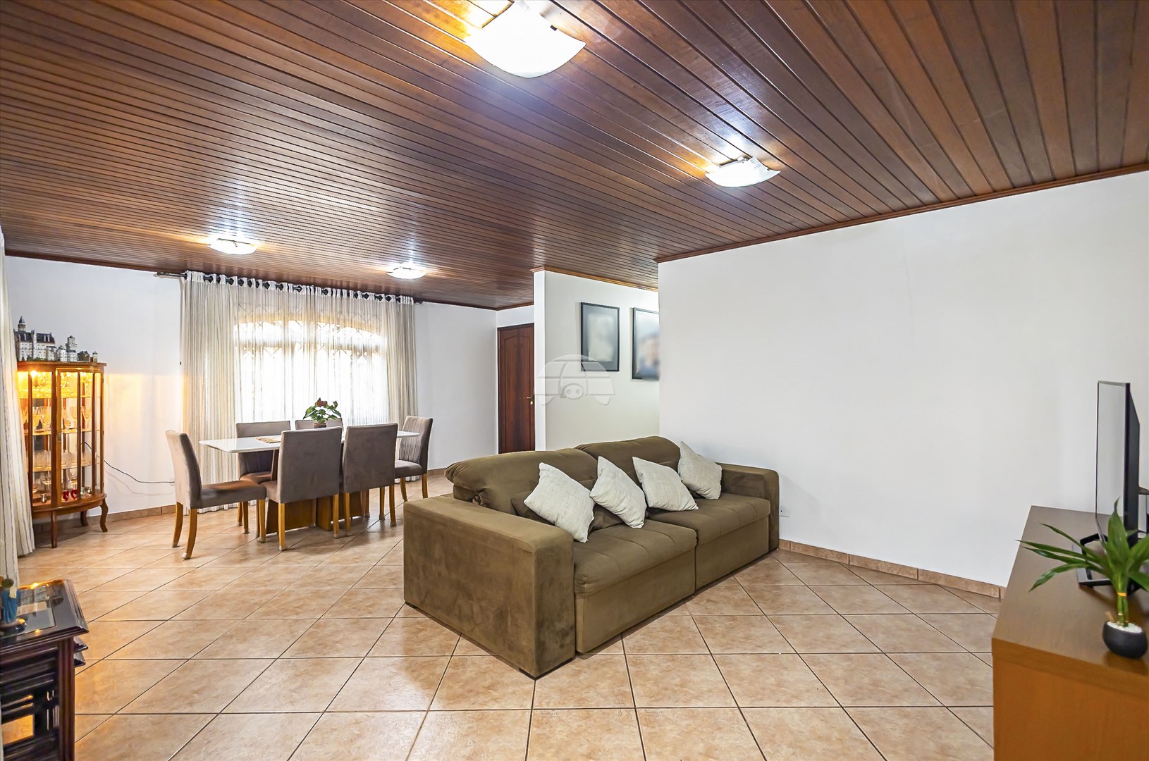 Casa à venda em São Braz, Curitiba — Portal Chave Fácil