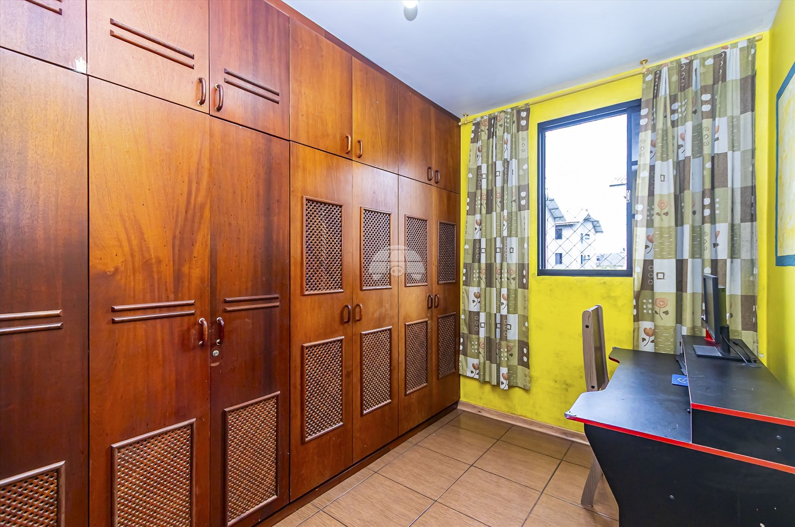 Apartamento à venda em Guabirotuba, Curitiba — Portal Chave Fácil
