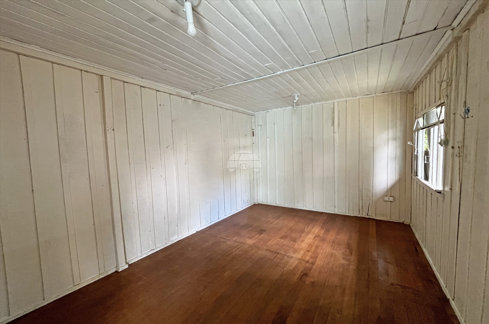 Ponto Comercial para Locação no Bairro Santa Cândida ref. 109059 (10 / 10)