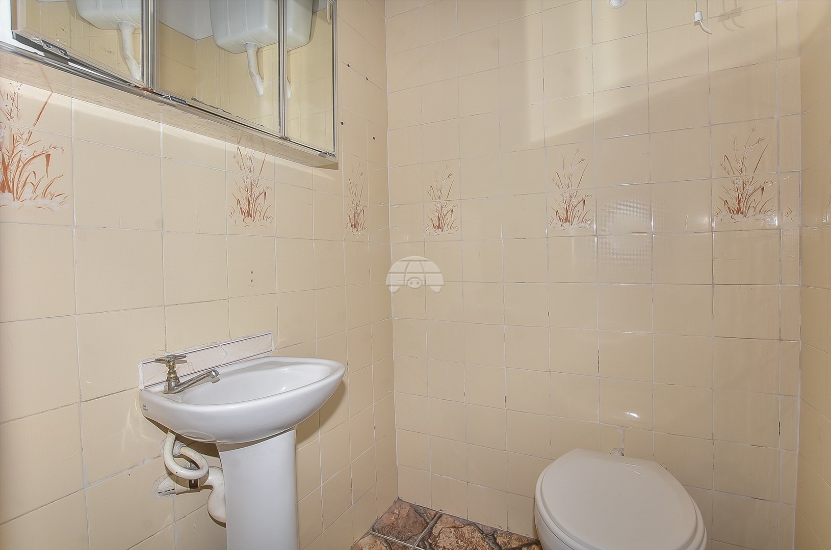 Casa Comercial/Residencial para Venda no Bairro Portão ref. 227805 (10 / 10)