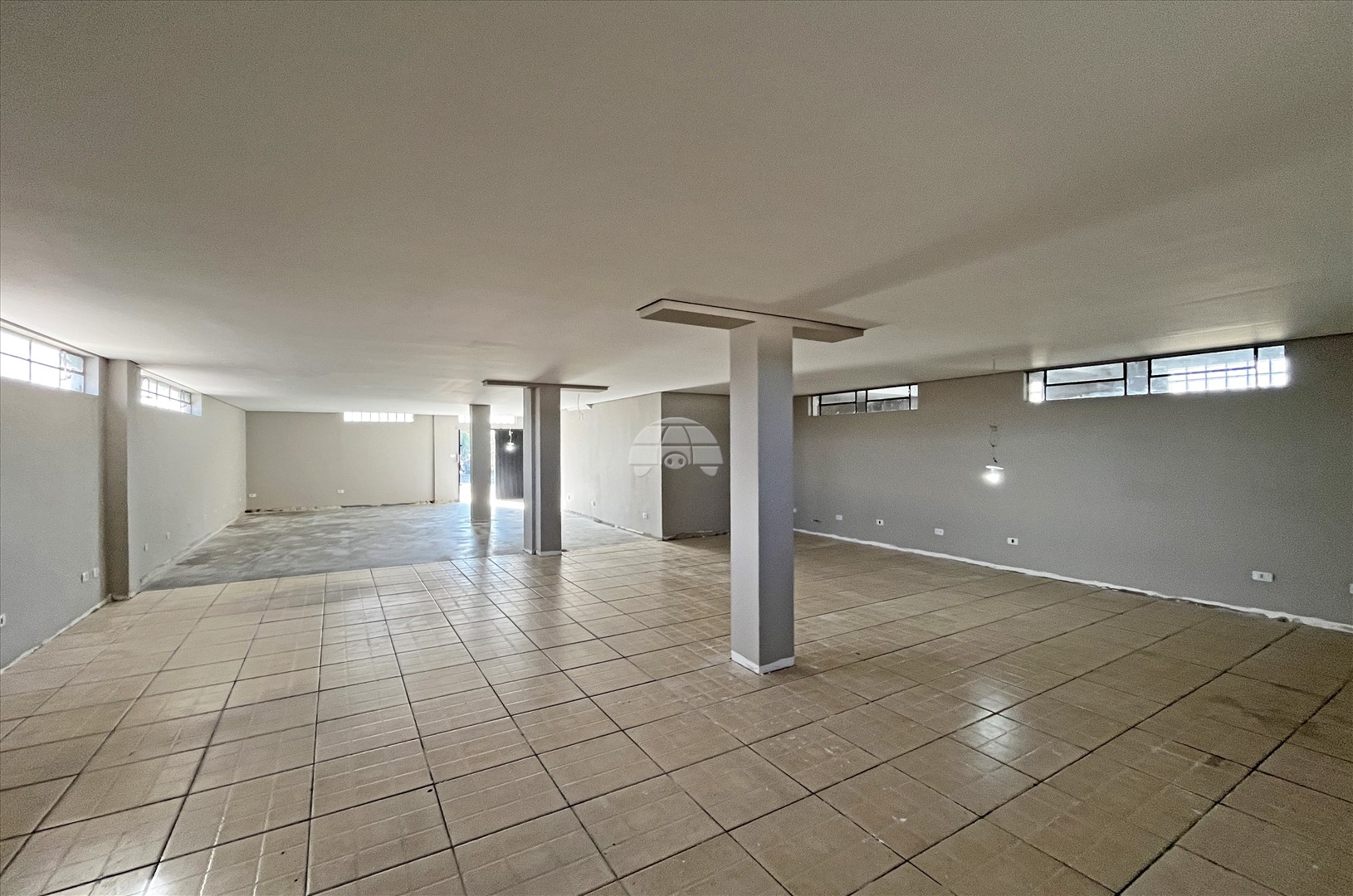 Loja Comercial para Locação no Bairro Sítio Cercado ref. 109061 (8 / 10)