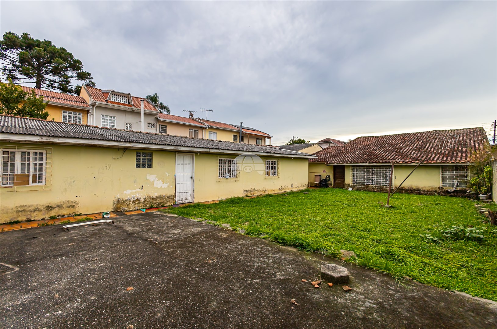 Terreno/Área à venda em Santa Quitéria, Curitiba — Toyo Imóveis - Curitiba/PR