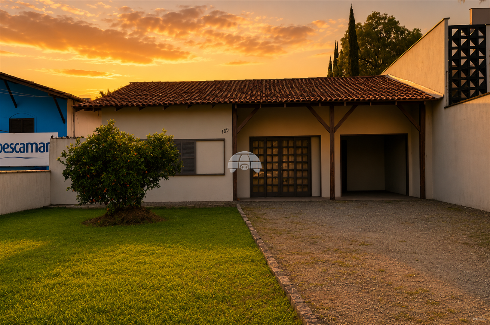 Casa à venda em Centro, Joinville — Portal Chave Fácil