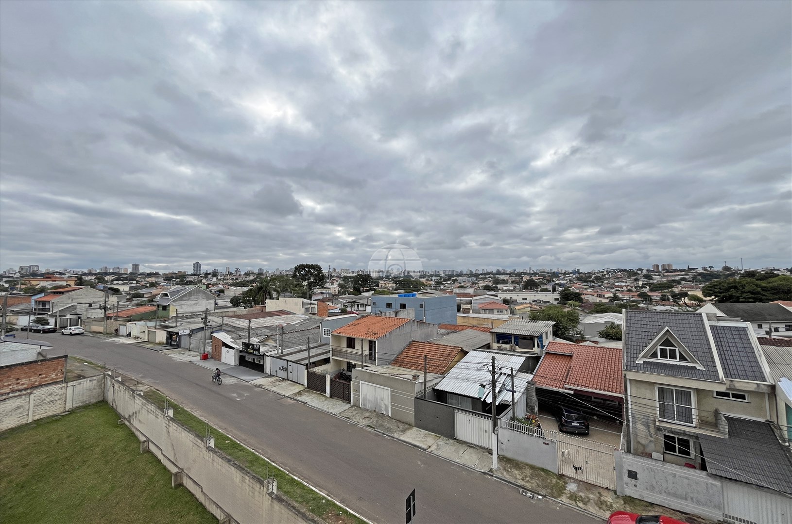 Apartamento para alugar em Guaíra, Curitiba — Portal Chave Fácil