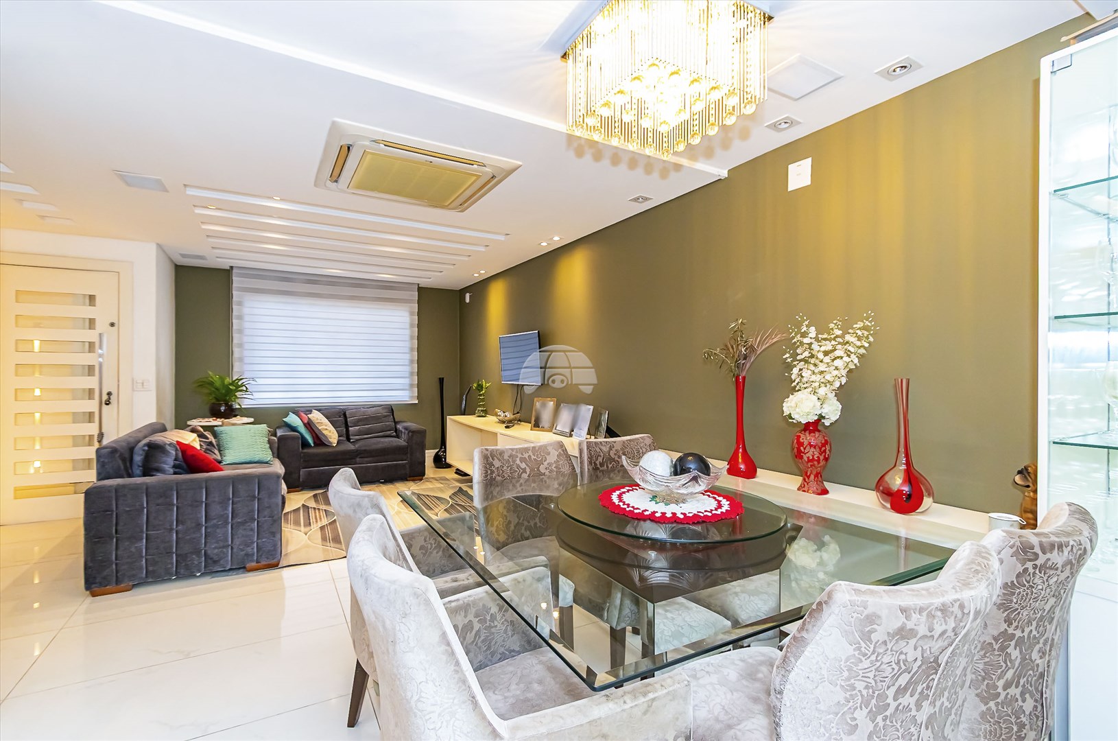 Triplex Residencial para Venda no Bairro Tarumã ref. 227857 (8 / 10)