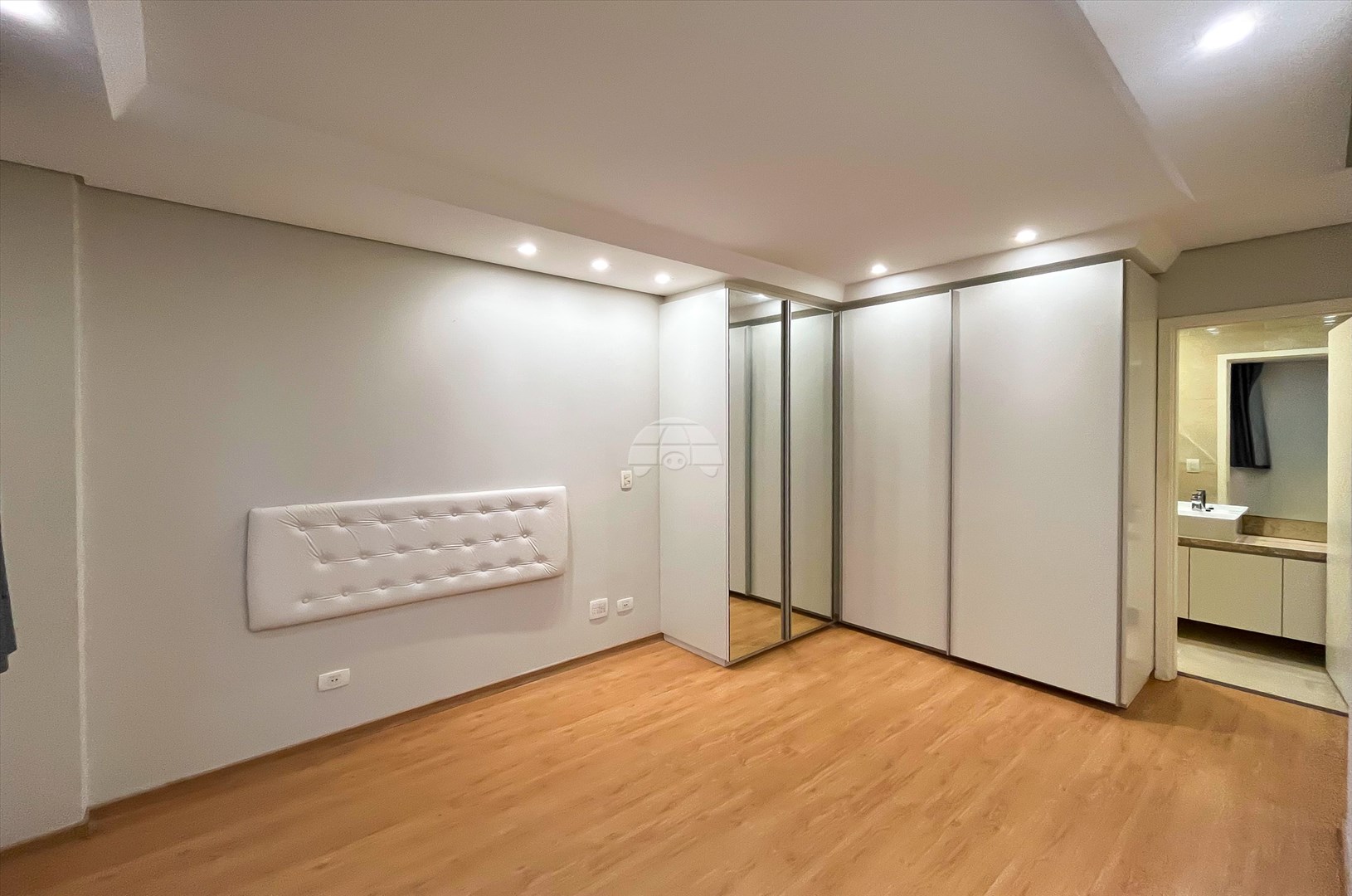 Apartamento para alugar em Campo Comprido, Curitiba — Galvão Vendas - Imóveis a venda em Curitiba