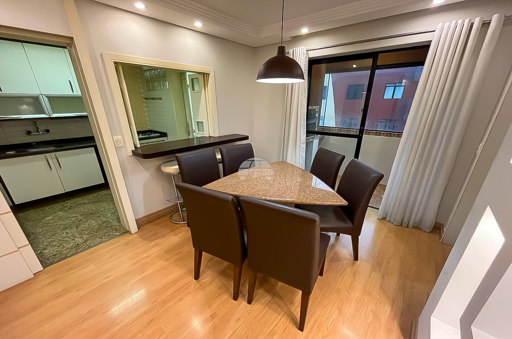 Apartamento para alugar em Campo Comprido, Curitiba — Galvão Vendas - Imóveis a venda em Curitiba