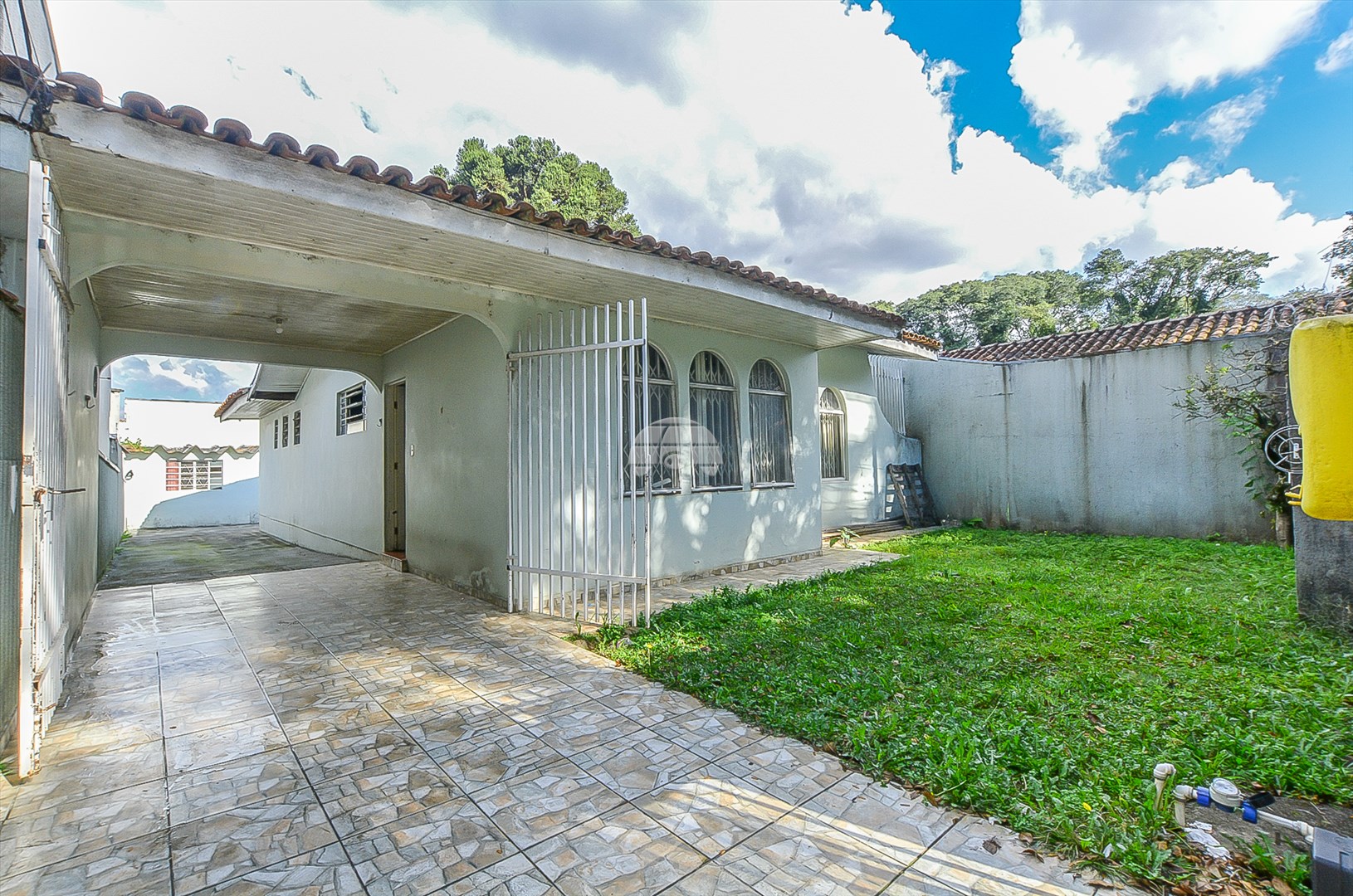 Casa à venda em Boqueirão, Curitiba — Portal Chave Fácil