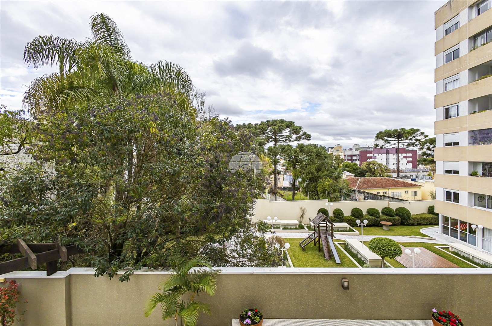 Apartamento à venda em Mercês, Curitiba — Portal Chave Fácil