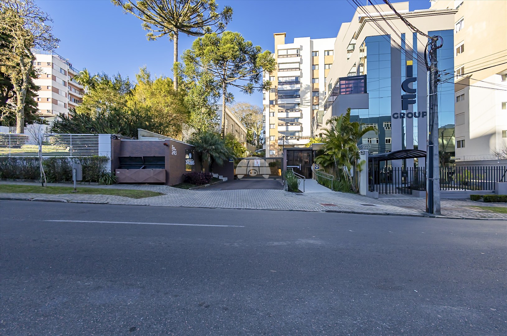 Apartamento à venda em Mercês, Curitiba — Portal Chave Fácil