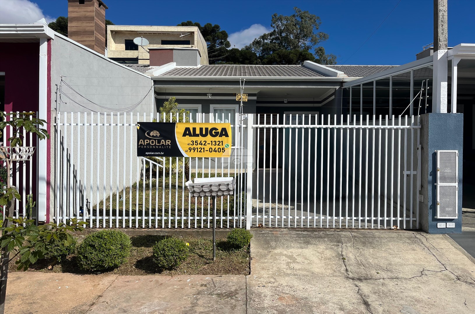 Casa para alugar em Eucalipto I, Fazenda Rio Grande — Portal Chave Fácil