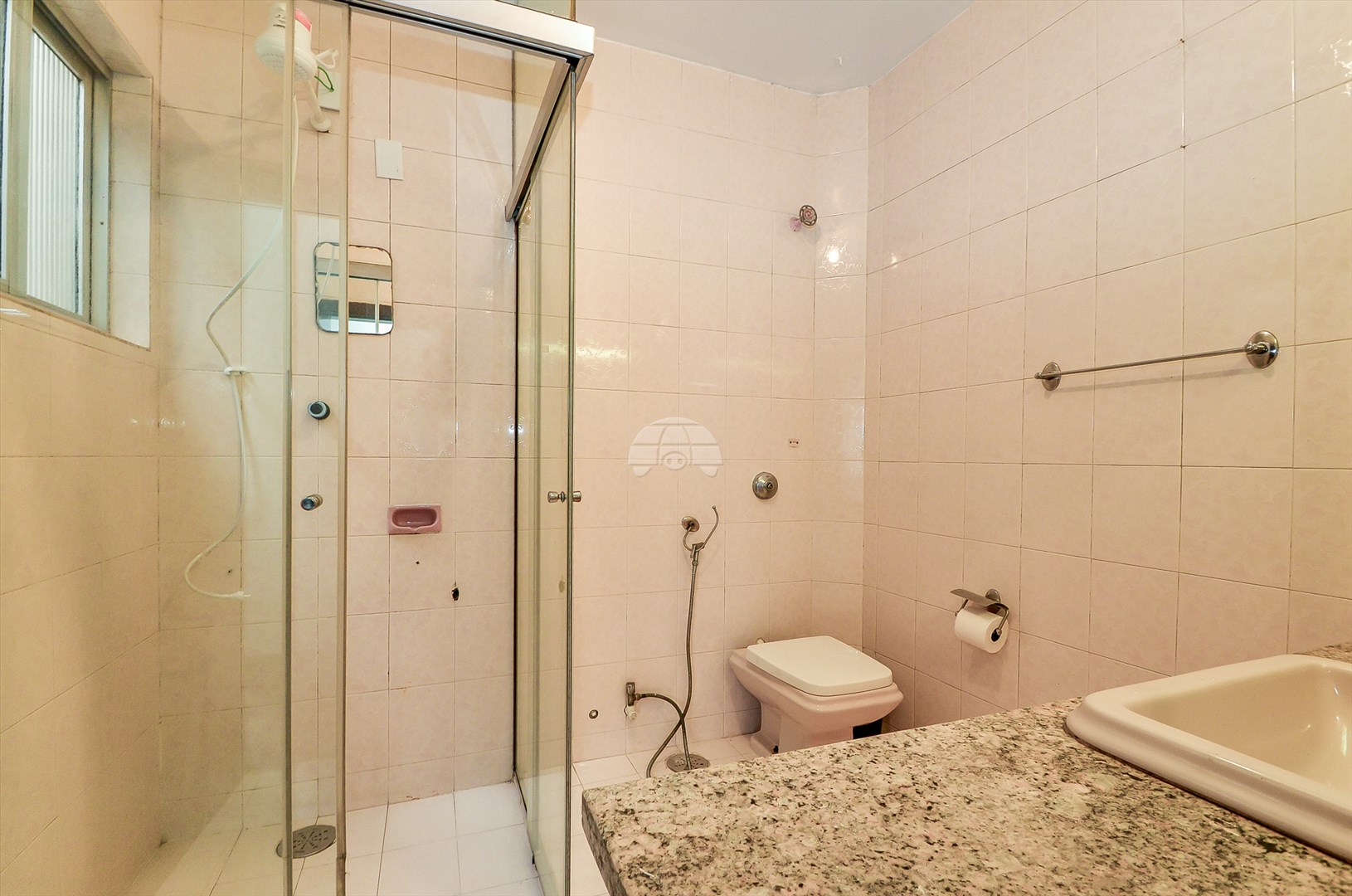 Apartamento à venda em Centro, Curitiba — GOMES CONSULTOR IMOBILIARIO LTDA.