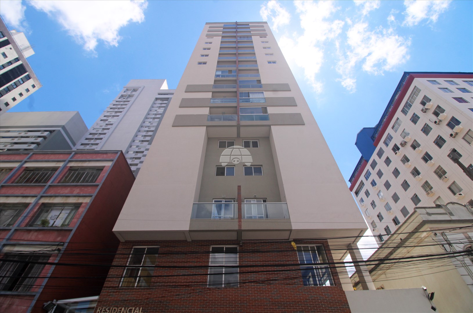 Apartamento para alugar em Centro, Curitiba — Portal Chave Fácil