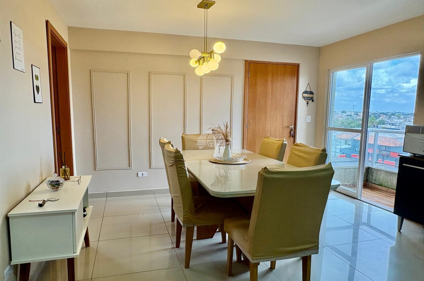 Apartamento à venda em Vila Guarani, Colombo — Portal Chave Fácil
