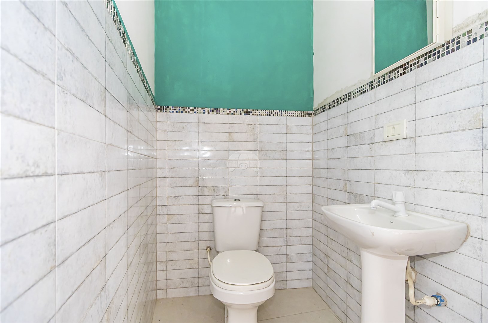 Casa à venda em Uberaba, Curitiba — Construa Assessoria Imobiliária