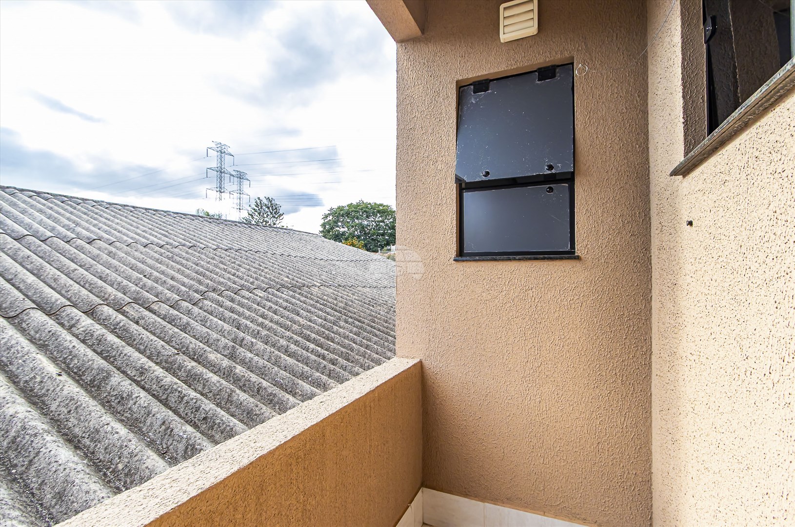 Casa à venda em Uberaba, Curitiba — Construa Assessoria Imobiliária