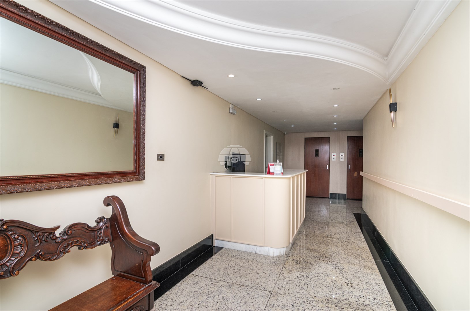 Apartamento à venda em Centro, Curitiba — Portal Chave Fácil