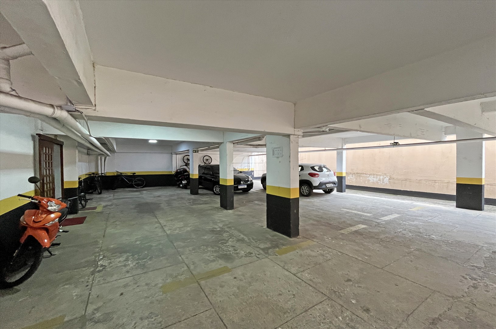 Apartamento para alugar em Santa Quitéria, Curitiba — Imobiliária Andrade
