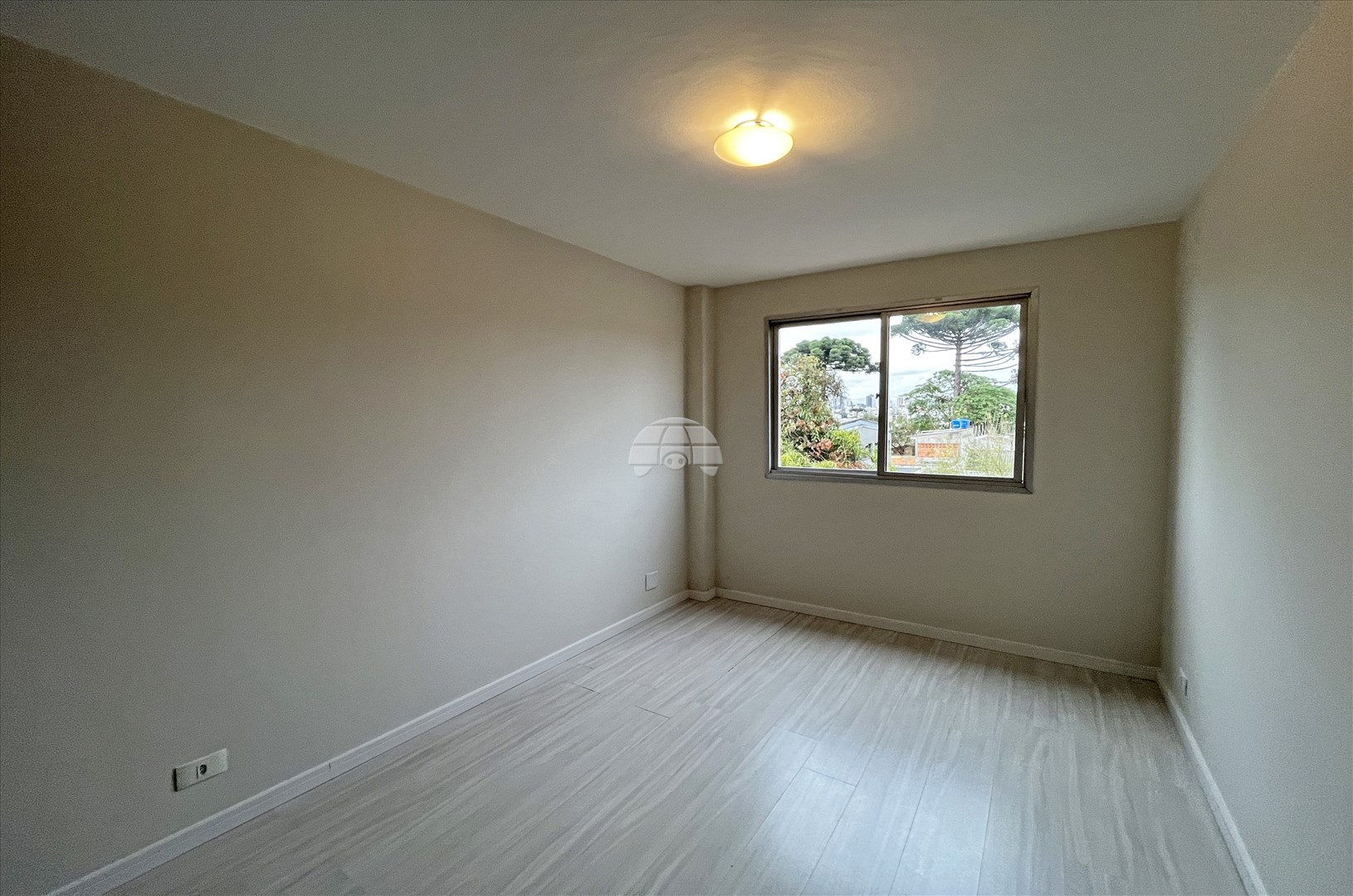 Apartamento para alugar em Santa Quitéria, Curitiba — Imobiliária Andrade