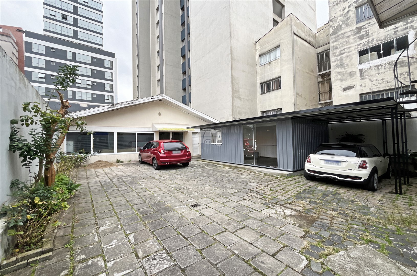 Sala/Conjunto Comercial para alugar em Água Verde, Curitiba — Portal Chave Fácil
