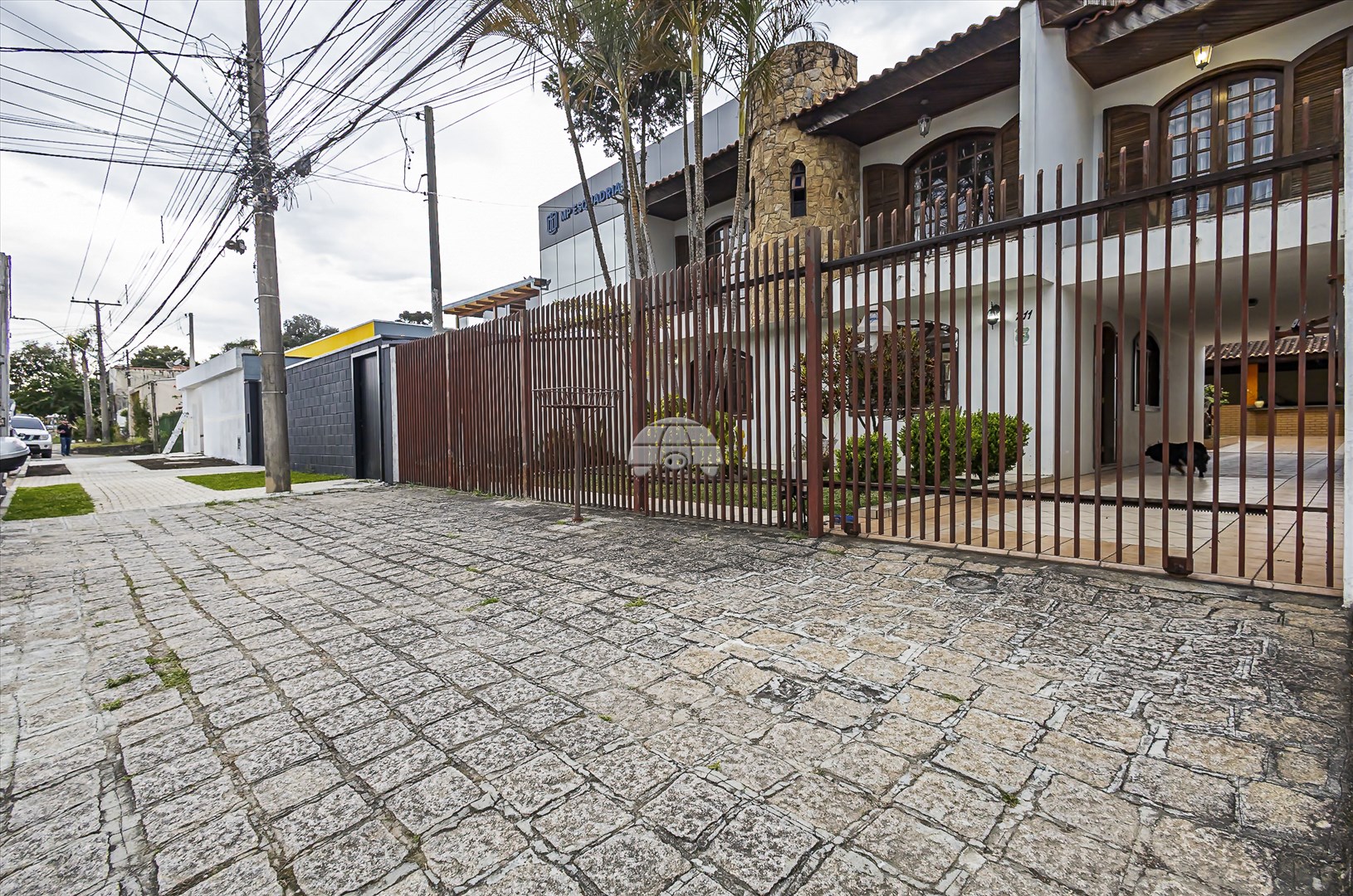 Casa à venda em Xaxim, Curitiba — Portal Chave Fácil
