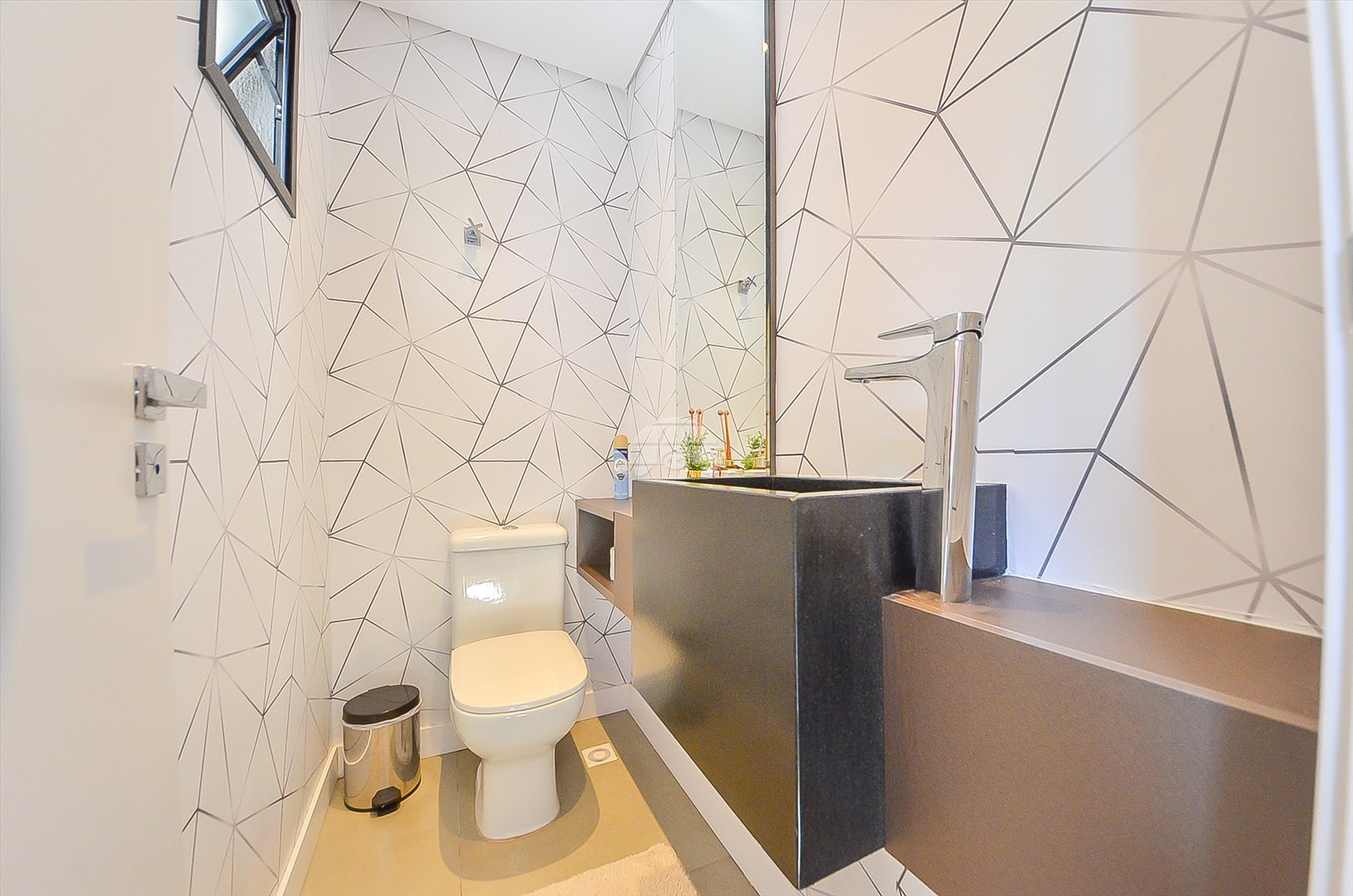 Sobrado Residencial para Locação no Bairro Alto Boqueirão ref. 109093 (4 / 10)
