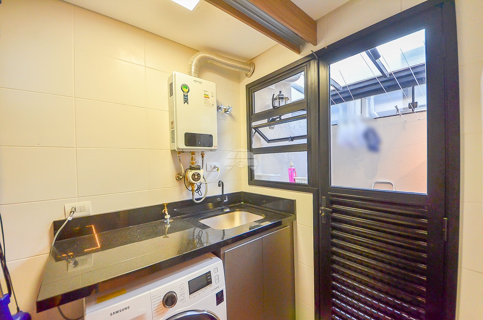 Sobrado Residencial para Locação no Bairro Alto Boqueirão ref. 109093 (9 / 10)