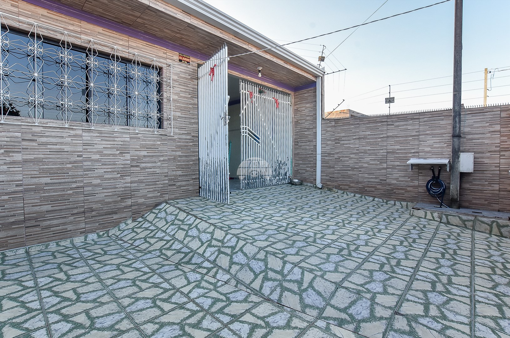 Casa à venda em Veneza, Fazenda Rio Grande — Portal Chave Fácil