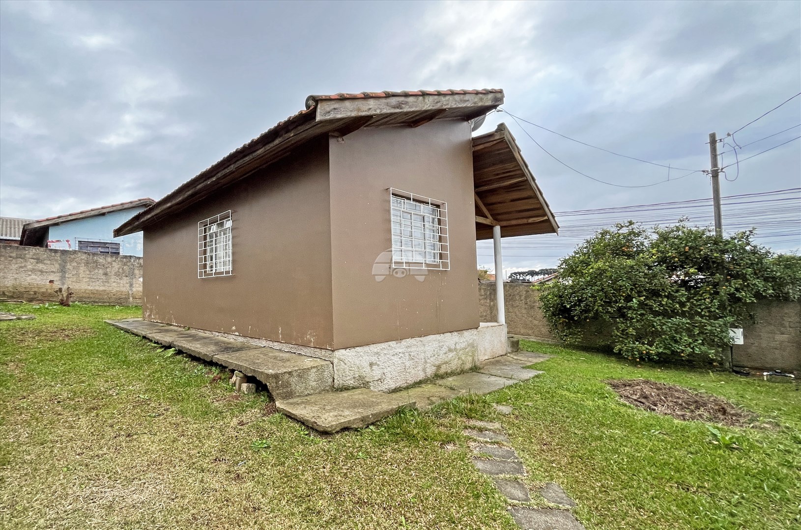 Casa para alugar em Estados, Fazenda Rio Grande — Portal Chave Fácil
