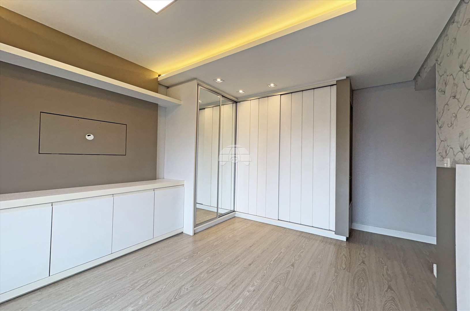 Apartamento para alugar em Bacacheri, Curitiba — Imóveis em Curitiba - Jamaica Imóveis