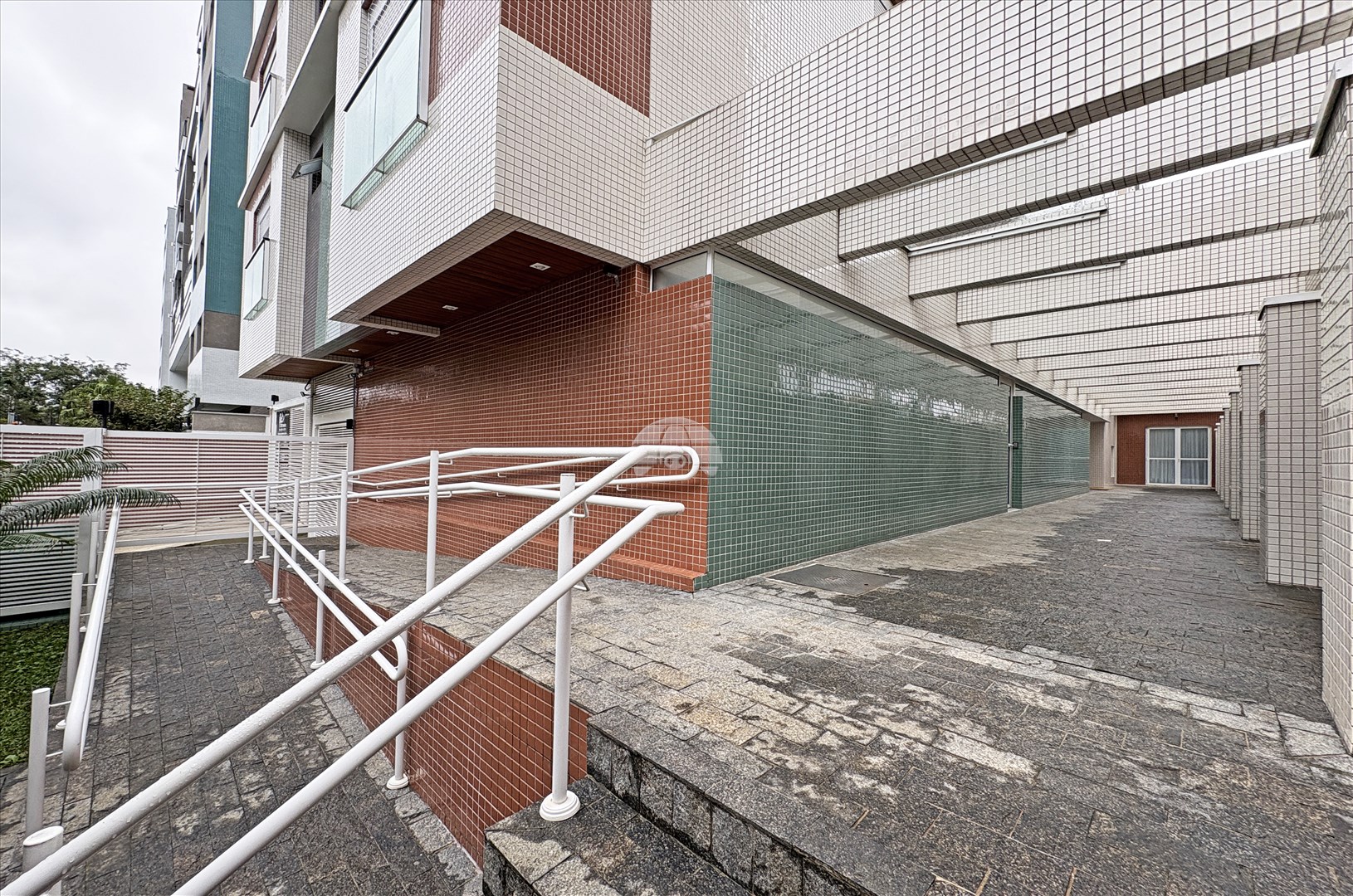 Apartamento para alugar em Bacacheri, Curitiba — Imóveis em Curitiba - Jamaica Imóveis