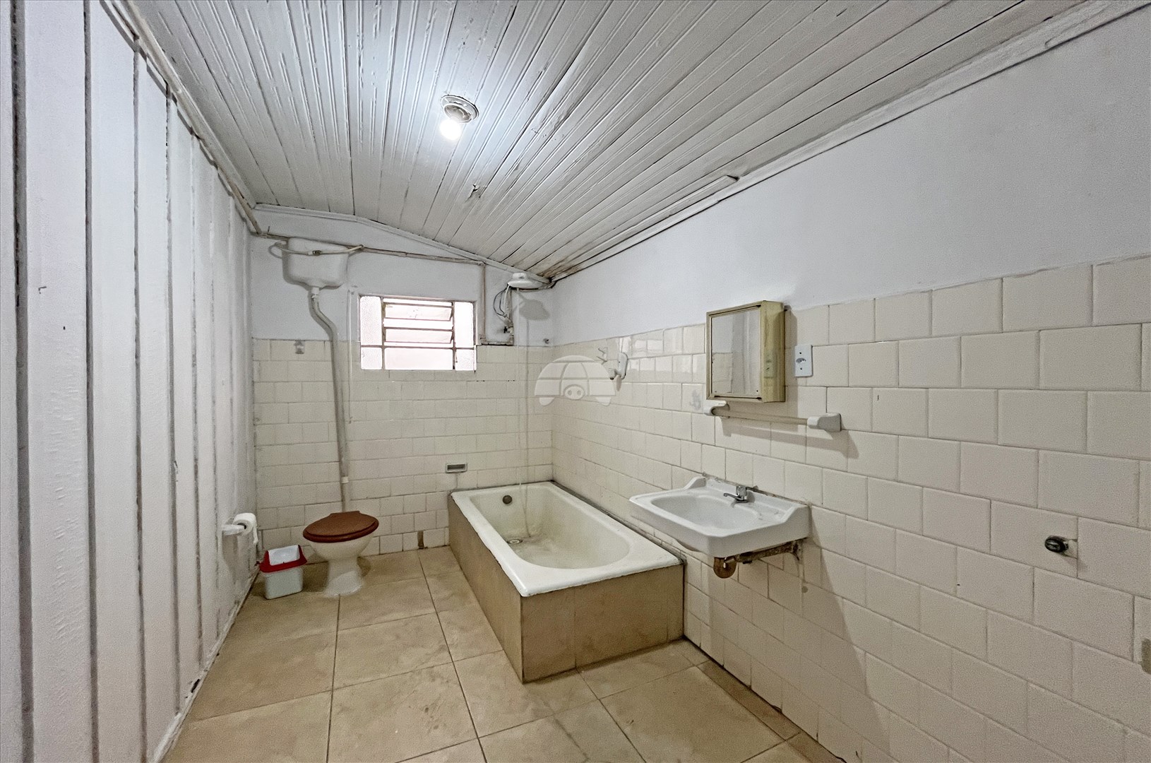 Casa Comercial para Locação no Bairro Bacacheri ref. 109097 (10 / 10)